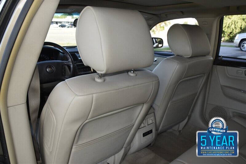 2011 Cadillac DTS Luxury Collection