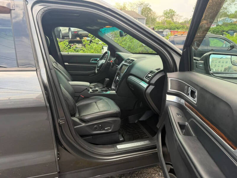 2017 Ford Explorer Limited