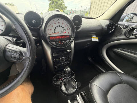 2014 MINI Countryman Cooper