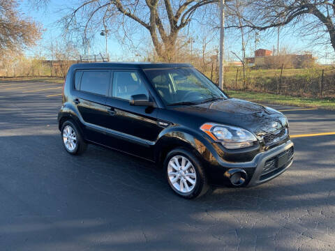 2013 Kia Soul for sale at Dittmar Auto Dealer LLC in Dayton OH