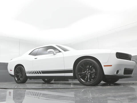 2017 Dodge Challenger SXT