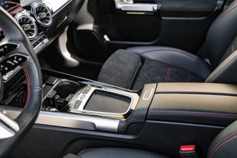 2024 Mercedes-Benz GLB GLB 250