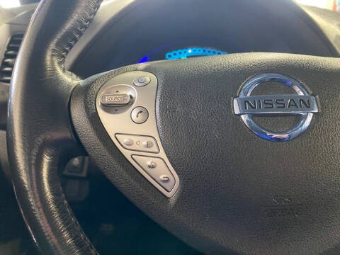 2013 Nissan LEAF SV
