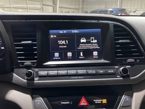 2018 Hyundai Elantra SEL