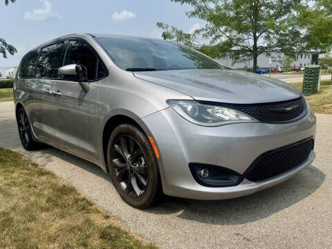 2018 Chrysler Pacifica Touring Plus
