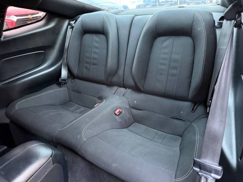 2022 Ford Mustang EcoBoost