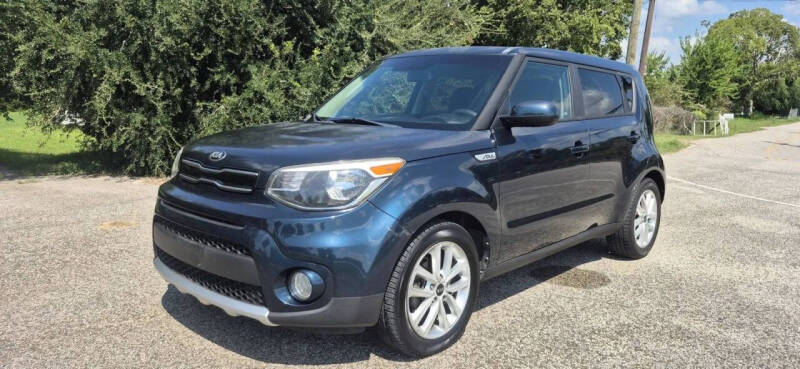 2017 Kia Soul +