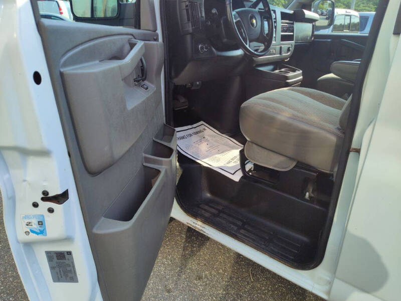 2021 Chevrolet Express 2500