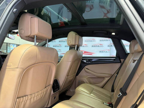 2020 Porsche Macan
