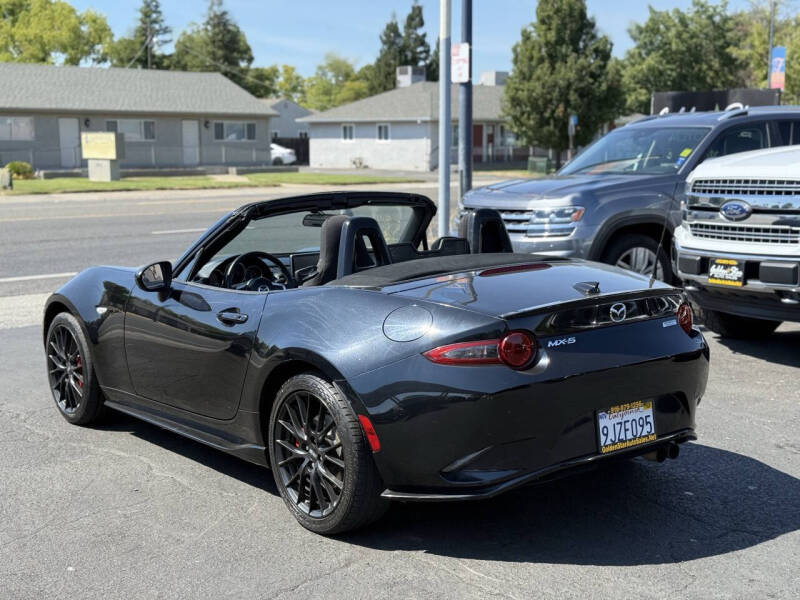 2016 Mazda MX-5 Miata Club