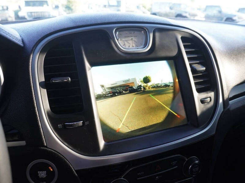 2023 Chrysler 300 Touring