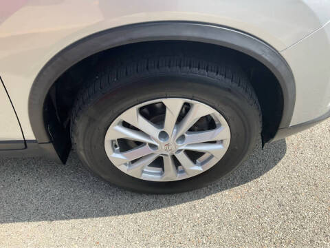 2015 Nissan Rogue SV