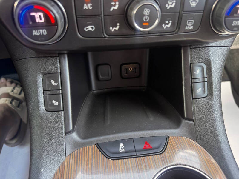 2017 GMC Acadia SLE-2