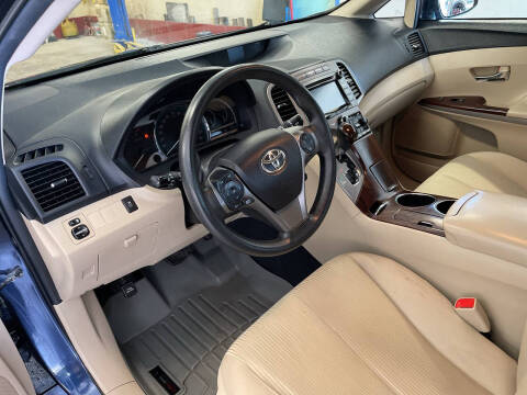 2015 Toyota Venza LE