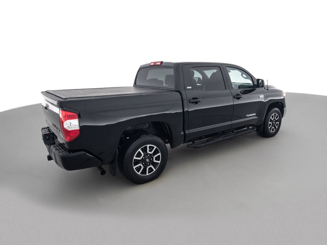 Used Car 2018 Toyota Tundra  Sr5 4x4 4dr Crewmax Cab Pickup Sb (5.7l V8) For Sale Under $30,000 In Coal City, Illinois