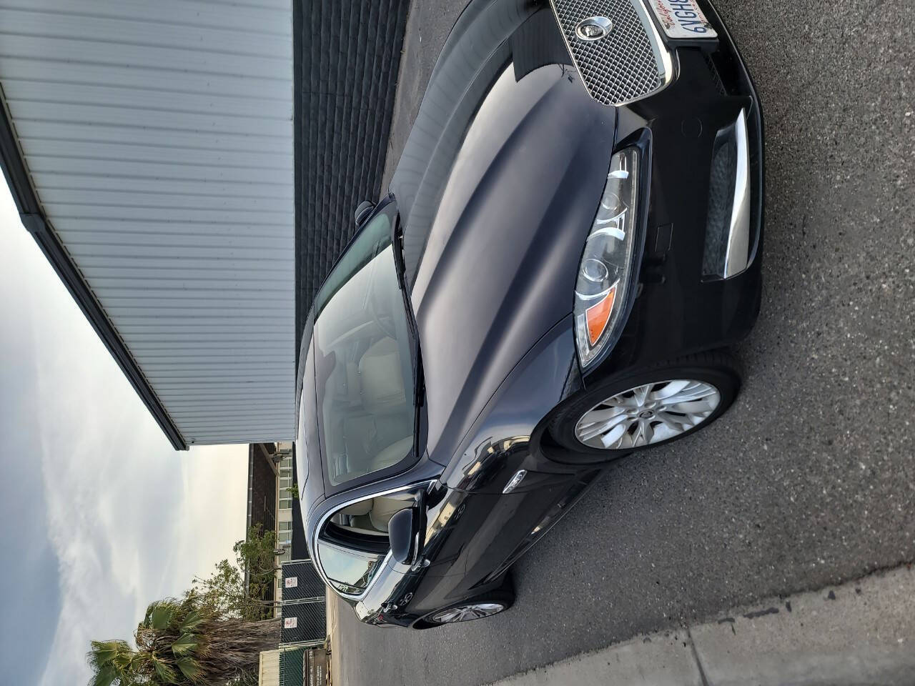 Black 2012 Jaguar XF Base 4dr Sedan 5