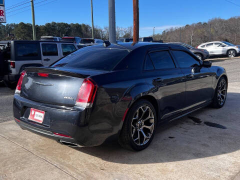 2018 Chrysler 300 S