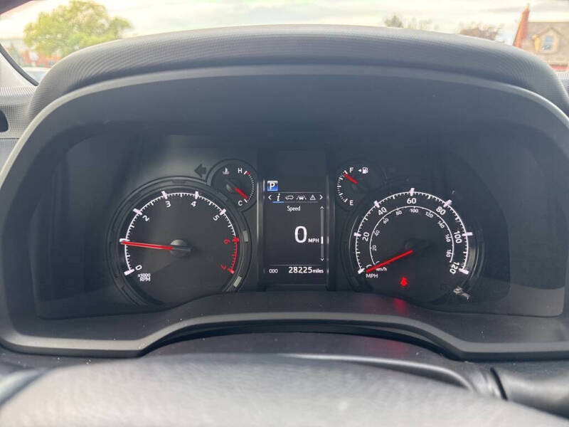 2024 Toyota 4Runner SR5