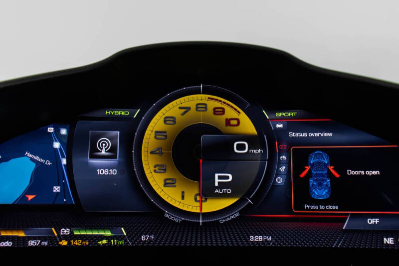 2024 Ferrari SF90 Spider