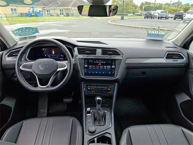 2022 Volkswagen Tiguan SE 4Motion