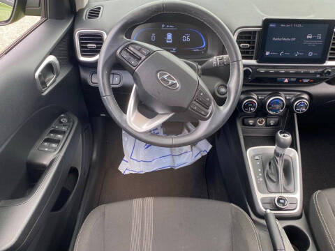 2024 Hyundai Venue SEL