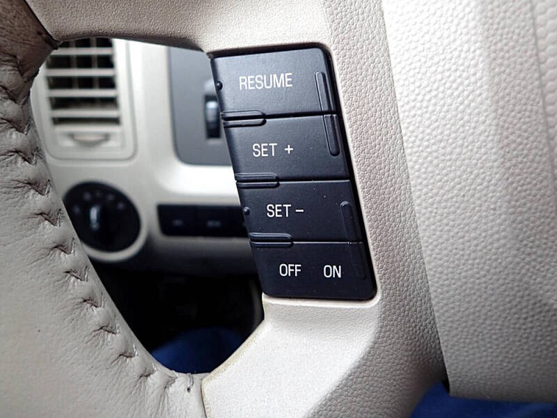 2009 Ford Escape XLT