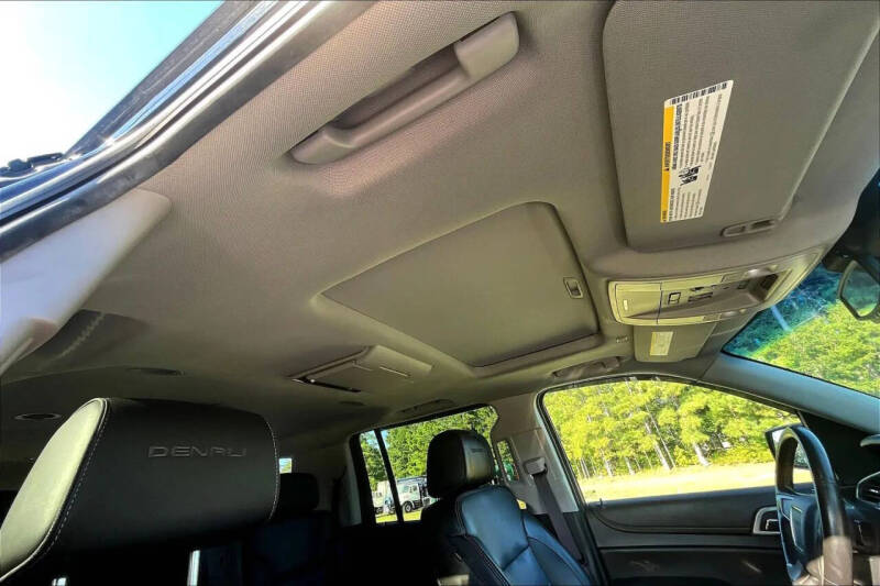 2017 GMC Yukon XL Denali