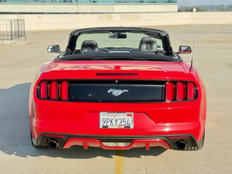 2017 Ford Mustang EcoBoost Premium