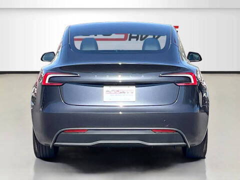 2025 Tesla Model 3 Long Range