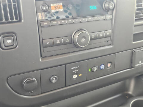 2025 Chevrolet Express 2500