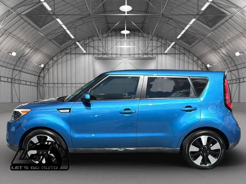 2017 Kia Soul +