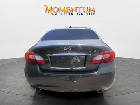 2013 Infiniti M37