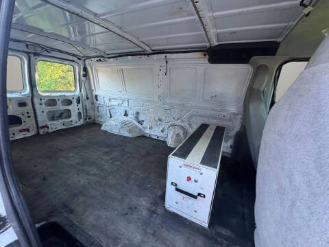 2014 Ford E-Series E-350 SD