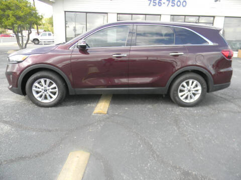 2019 Kia Sorento for sale at MARK HOLCOMB  GROUP PRE-OWNED in Waco TX
