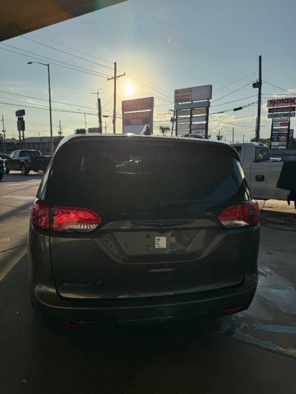 2020 Chrysler Pacifica Touring L 35th Anniversary