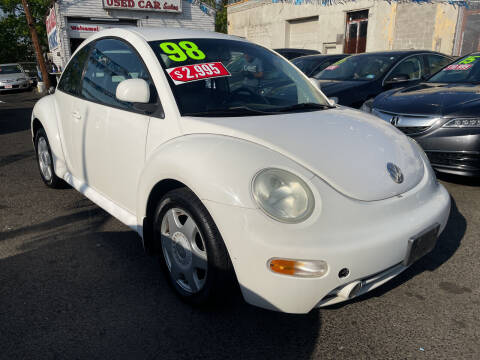 1998 Volkswagen New Beetle for sale at Riverside Wholesalers 2 in Paterson NJ