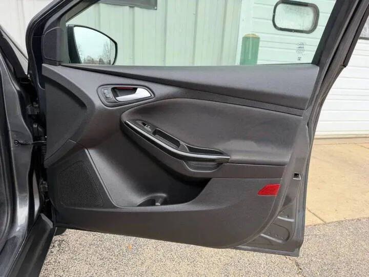 2017 Ford Focus Titanium