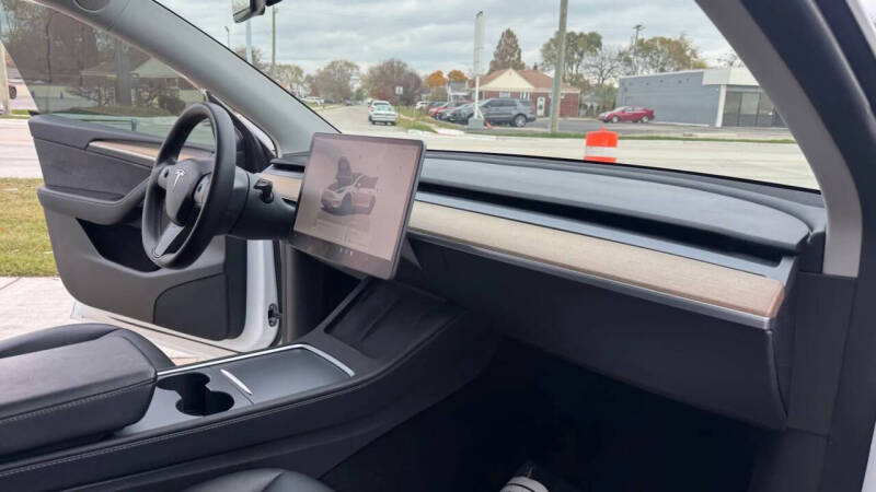 2022 Tesla Model Y Long Range