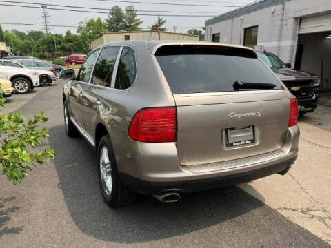 2004 Porsche Cayenne S