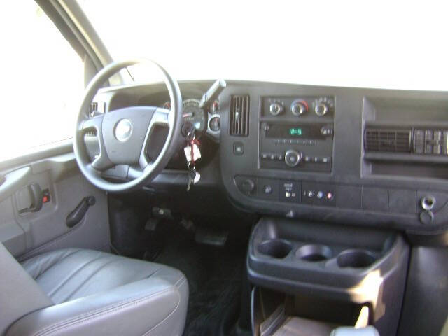 2011 Chevrolet Express LS 2500