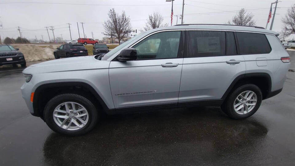 2024 Jeep Grand Cherokee L for sale at Victoria Auto Sales in Victoria, MN