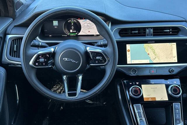 2024 Jaguar I-PACE EV400 R-Dynamic HSE