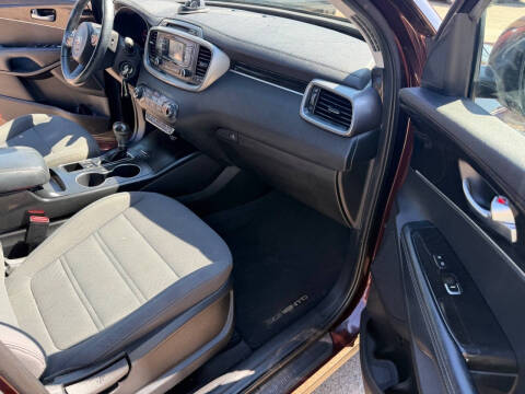 2016 Kia Sorento LX