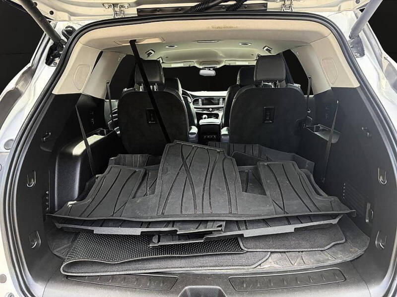 2020 Buick Enclave Essence
