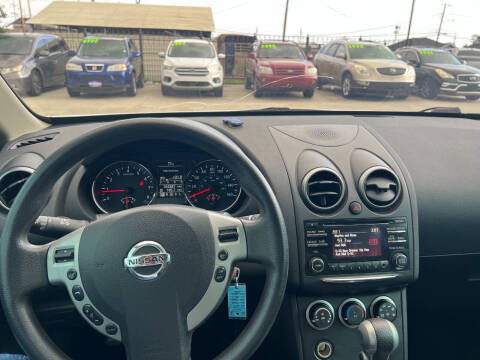 2014 Nissan Rogue Select S