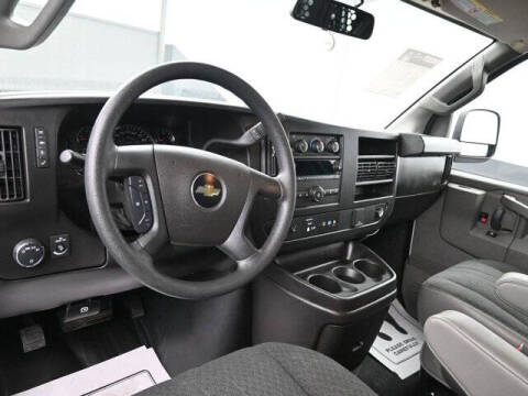 2024 Chevrolet Express 2500
