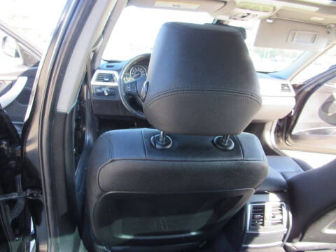 2017 BMW 3 Series 320i xDrive