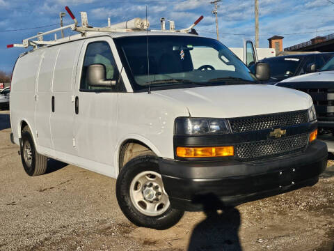 2022 Chevrolet Express 2500