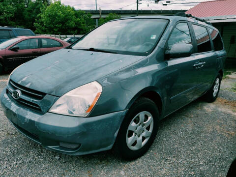 2006 Kia Sedona for sale at Solomon Autos in Knoxville TN