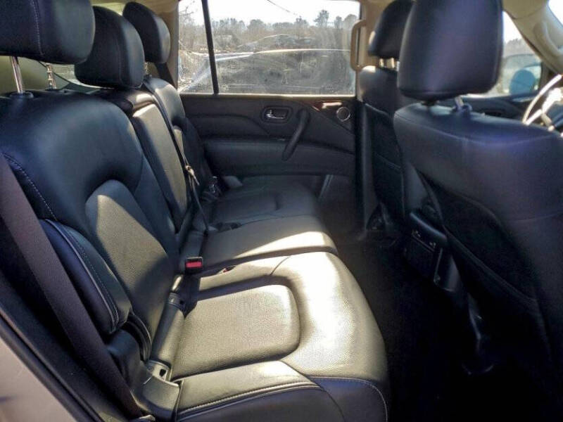 2023 Infiniti QX80 Luxe